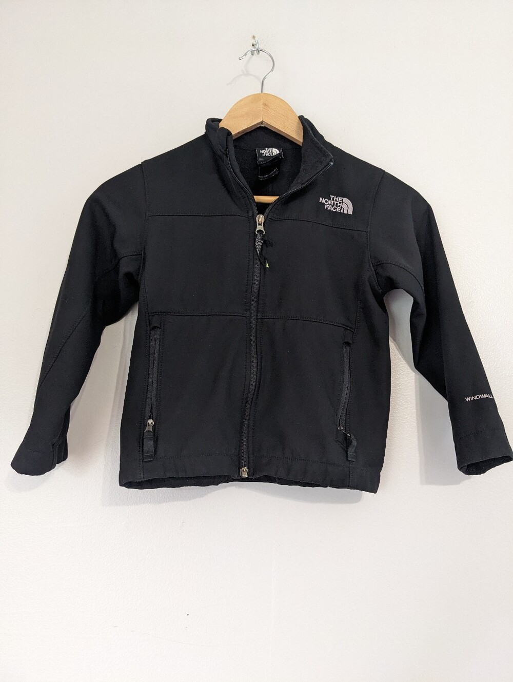 The North Face Boys Black Jacket Size XS Full Zip Lightweight Outdoor Coat